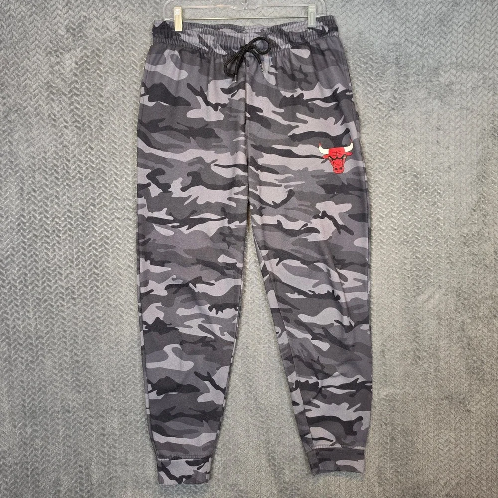 Vintage NBA Chicago Bulls Kids Gray Camo Jogger Pants Fleece Lined Large